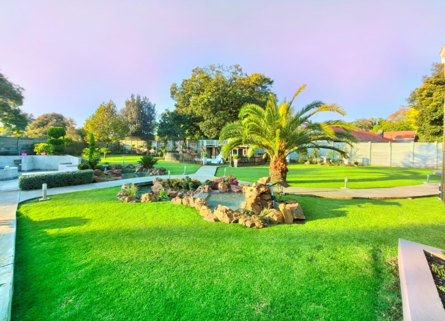 5 Bedroom Property for Sale in Sasolburg Ext 4 Free State